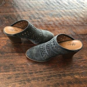 Grey Faux Suede Clog Heels - 7.5